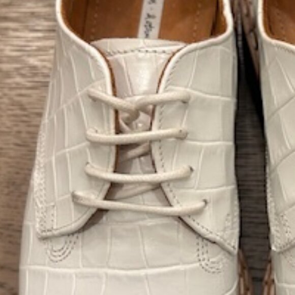 & Other Stories Platform Leather Croc Oxfords - Picture 5 of 16